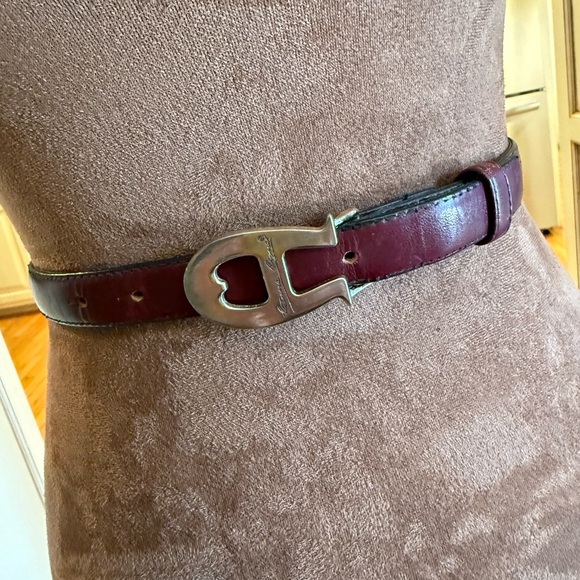 Etienne Aigner Maroon Leather Belt with Metallic Buckle equestrian - Picture 2 of 5